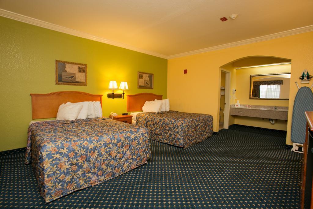 Memory Lane Inn & Suites Memphis Exterior photo