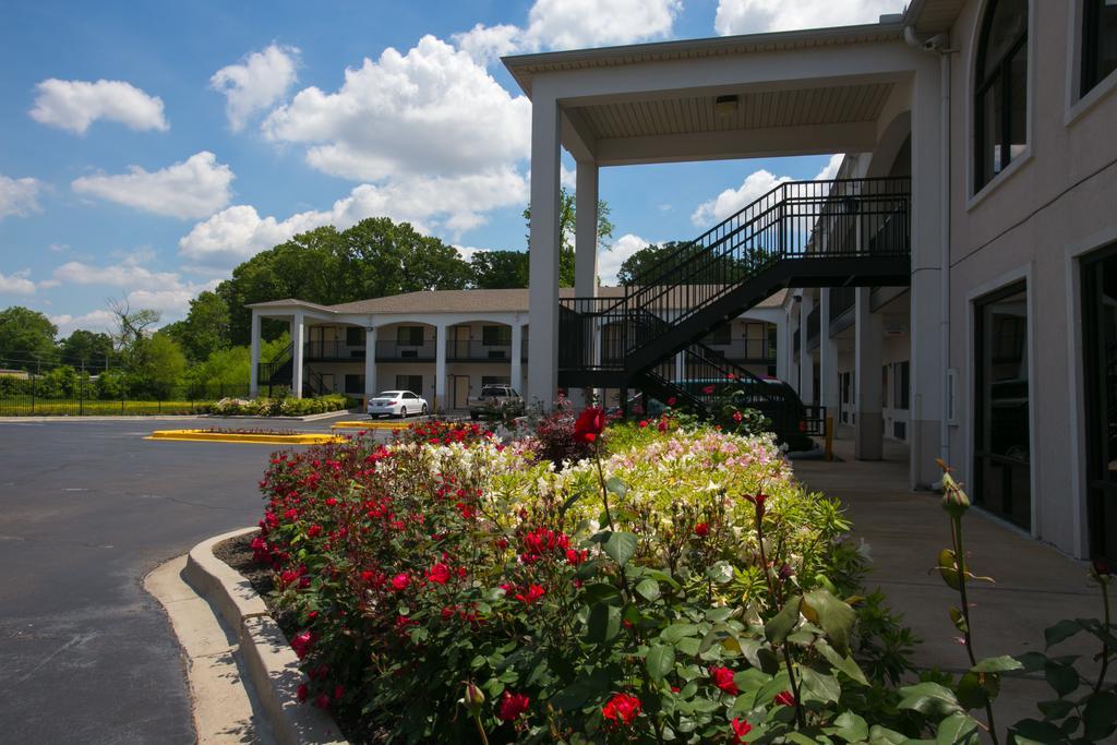 Memory Lane Inn & Suites Memphis Exterior photo
